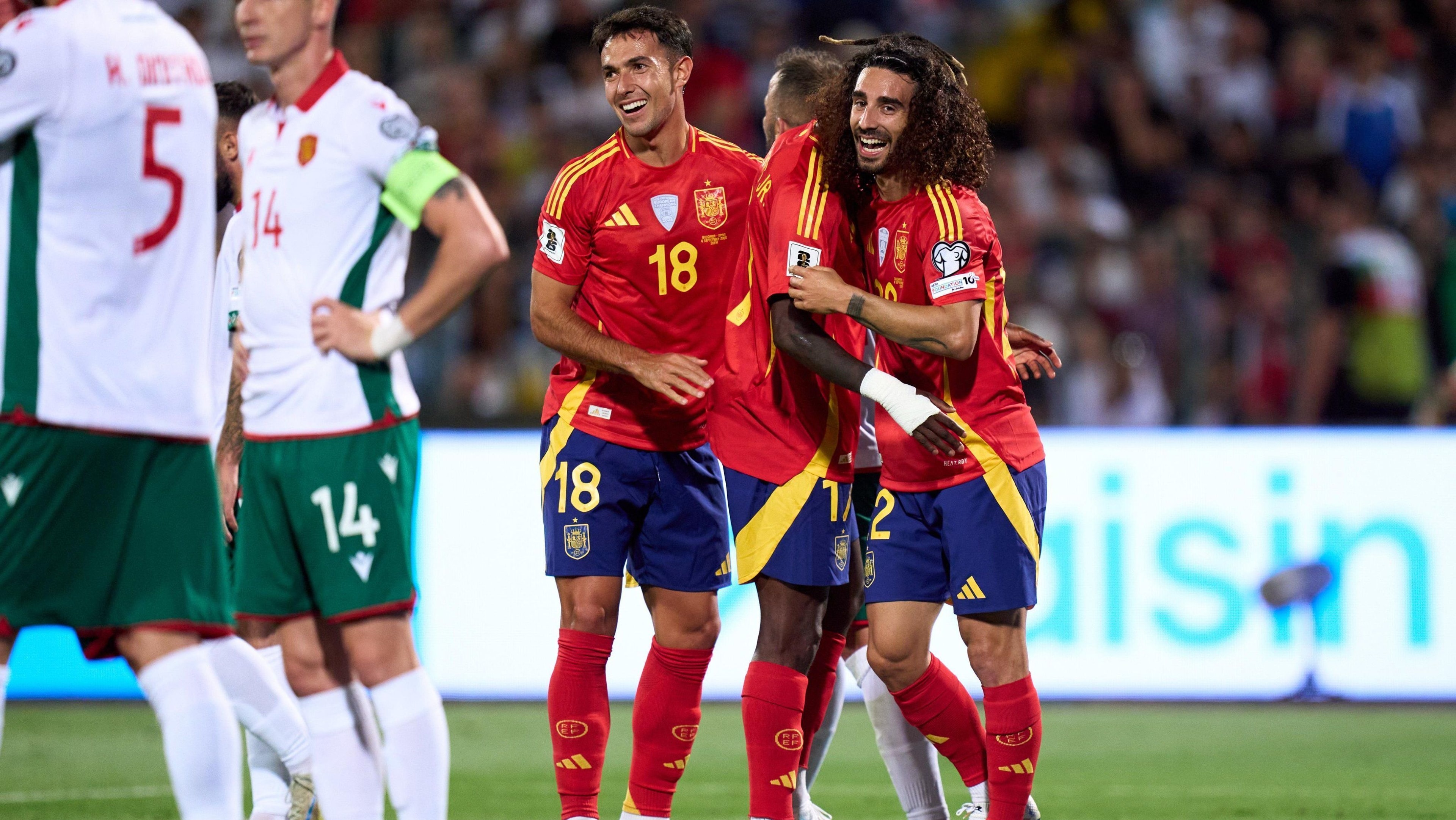 Real Madrid anuncia contratação de Cucurella, lateral ex-Barcelona