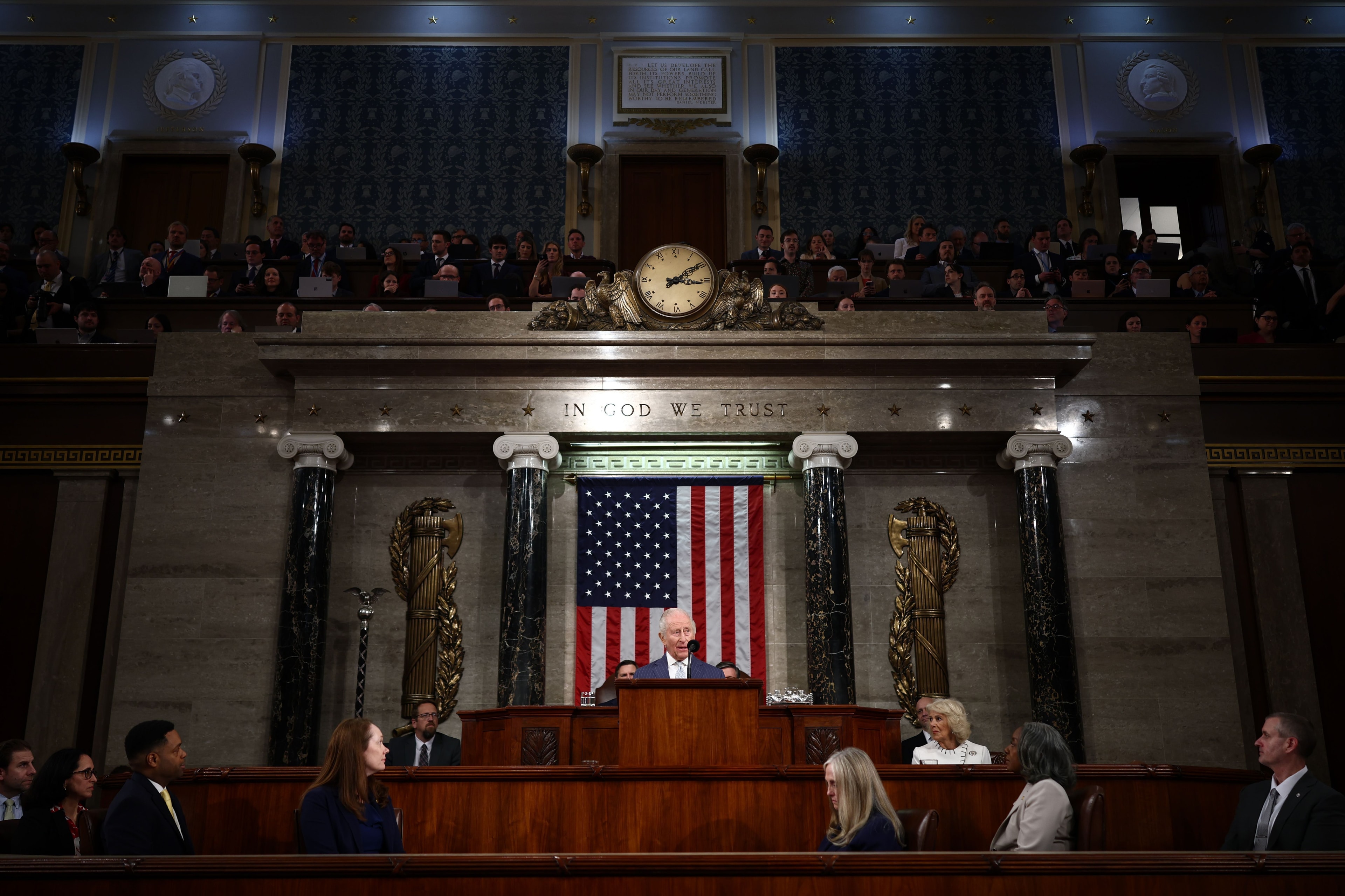 Buckingham minimiza fala de Trump sobre opinião do rei a respeito do Irã