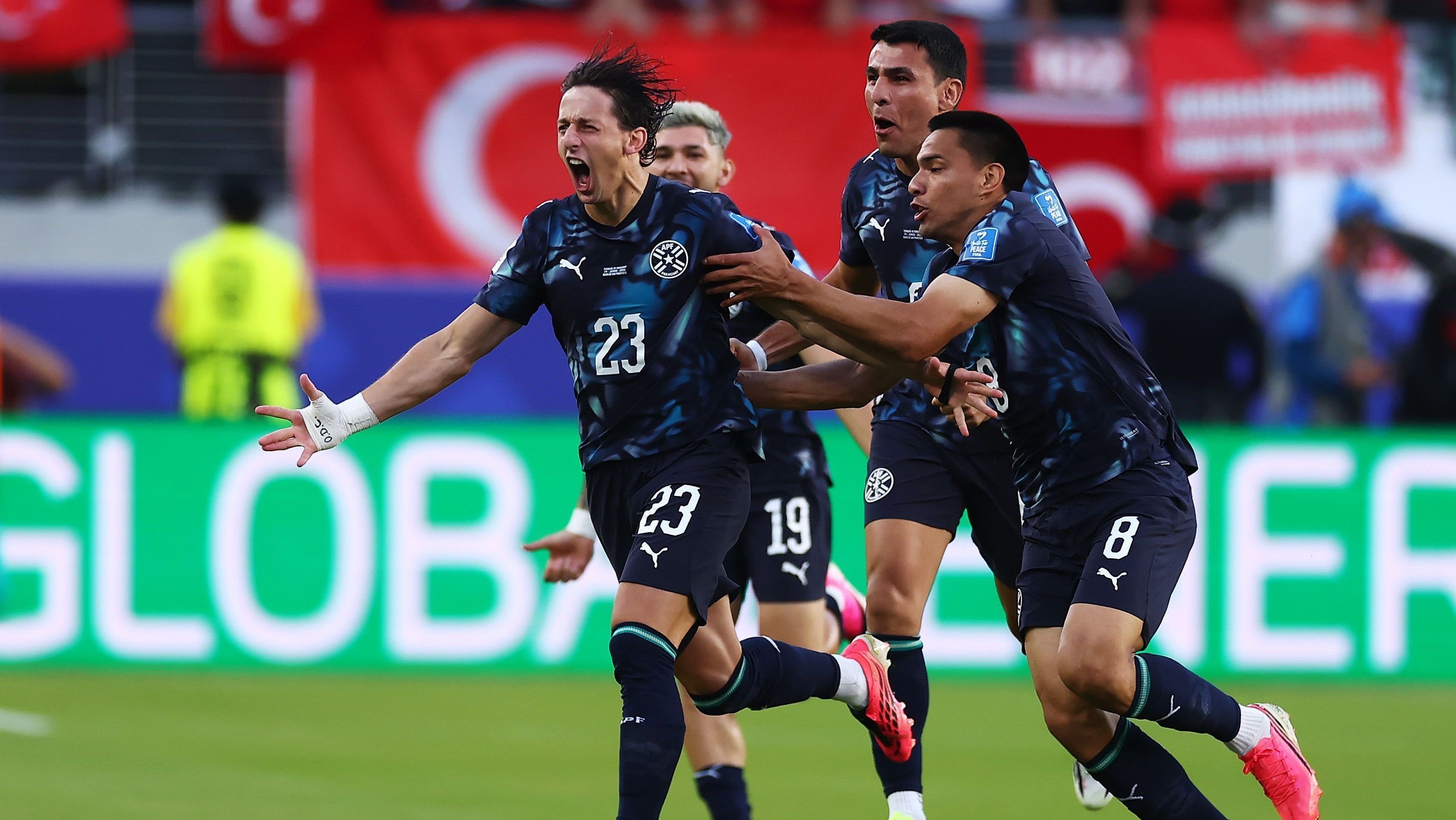 Turquia 0 x 1 Paraguai: veja os melhores momentos do jogo da Copa