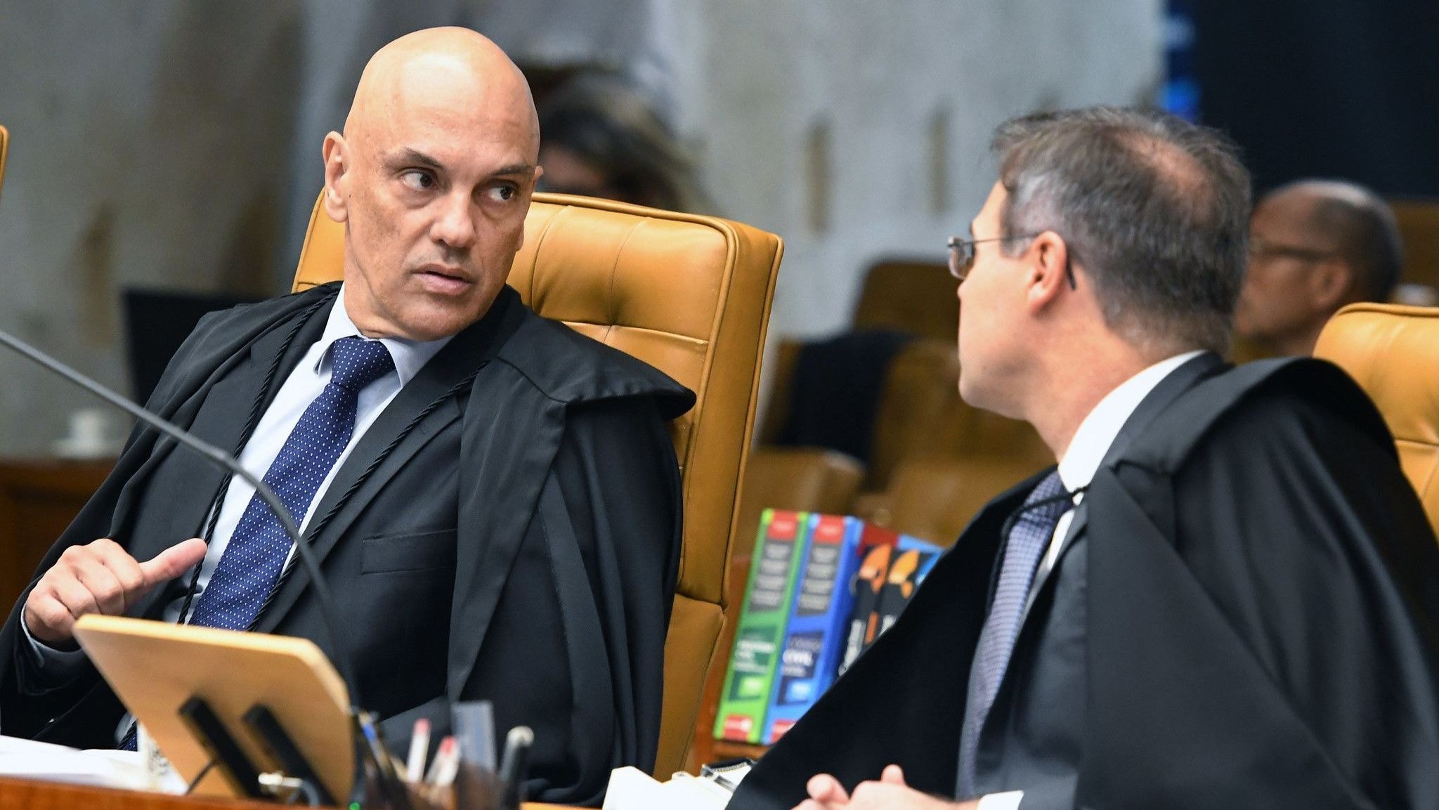 PF: Mendonça levou 75 dias para decidir sobre Castro e 9 sobre Wagner