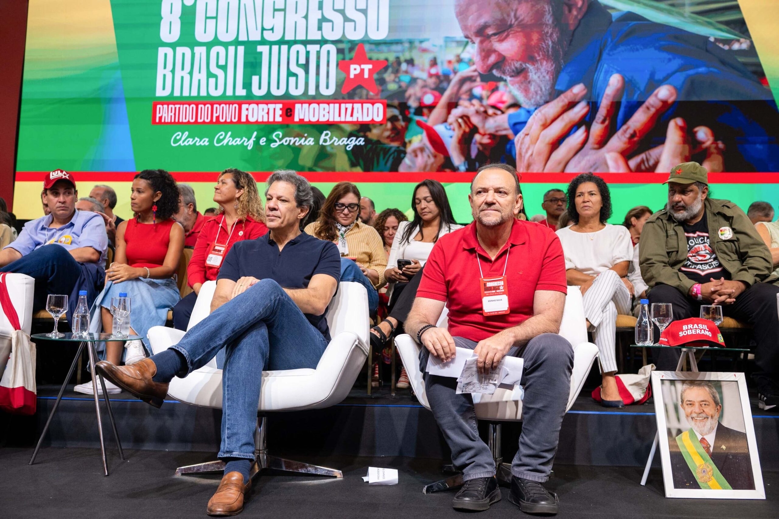Em congresso, PT aprova manifesto que pede reforma do Judiciário