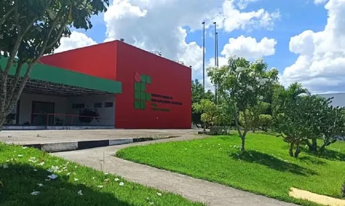 IFBA encerra 5,2 mil vagas em cursos técnicos nesta terça-feira (15)