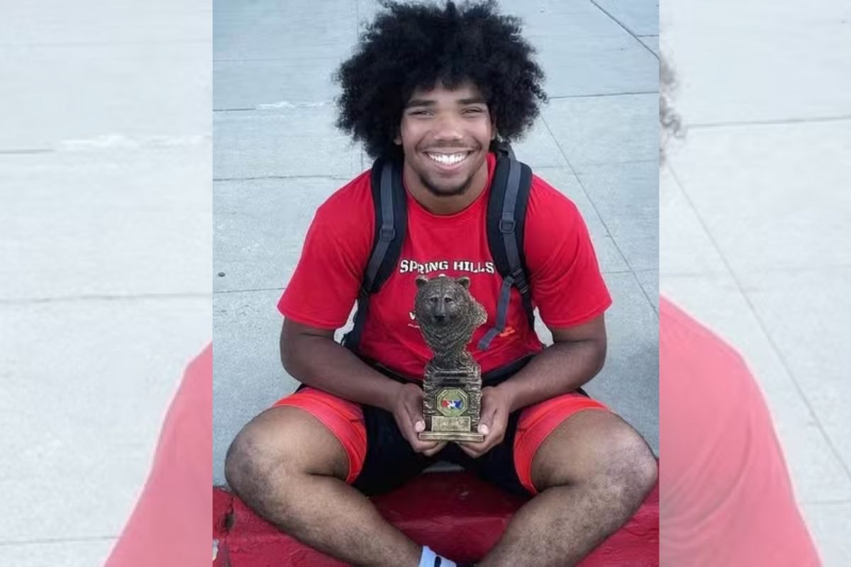 Lutador de 19 anos morre durante trilha com amigos na Califórnia