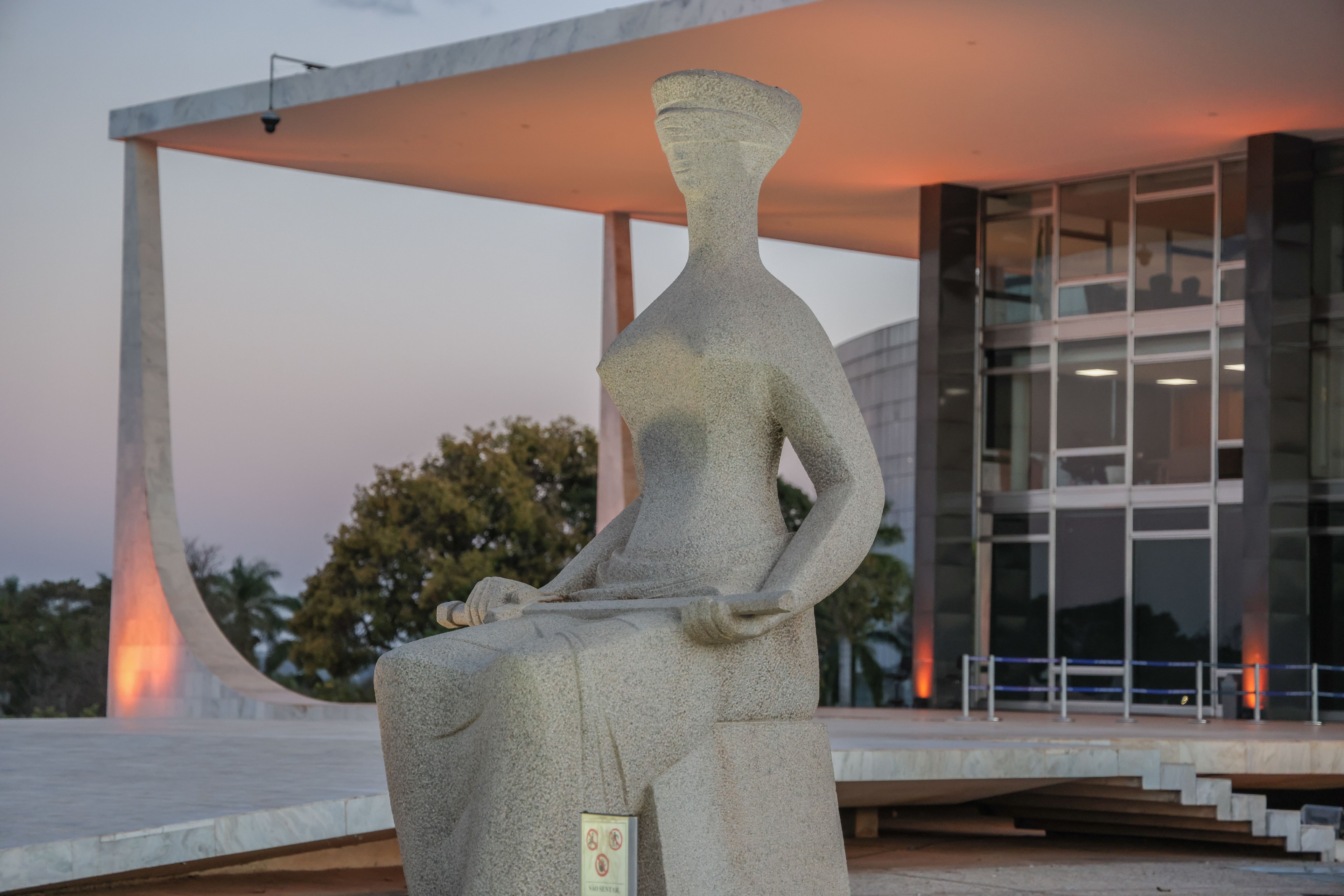 Condenação de Buzzi é dada como certa por ministros do STJ