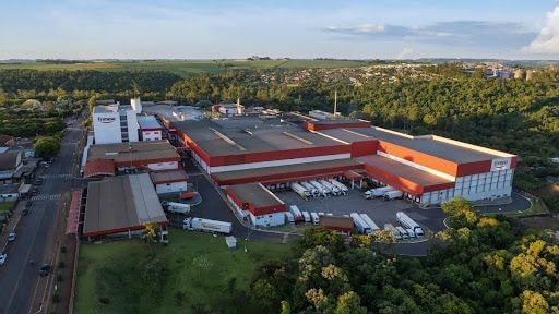 Rocca amplia negócios e agrega valor à cadeia da pecuária de leite