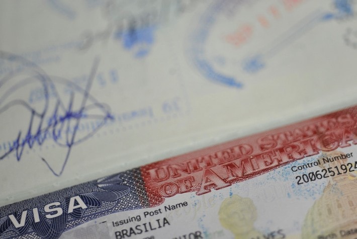 Governo Trump busca restringir estágios para estudantes internacionais