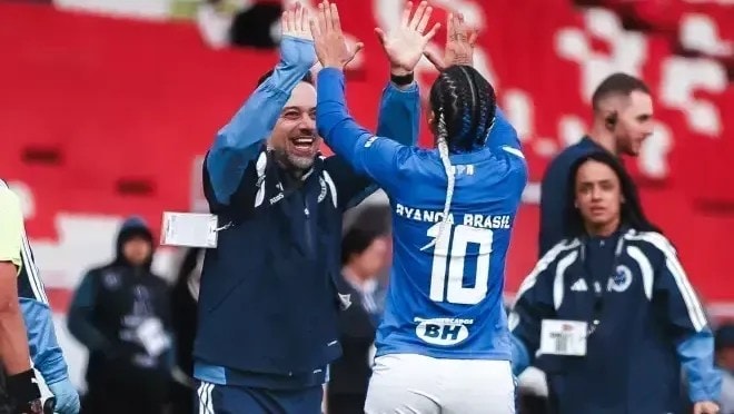 Artur Jorge faz reflexão sobre eliminações do Cruzeiro: “Grande tristeza”