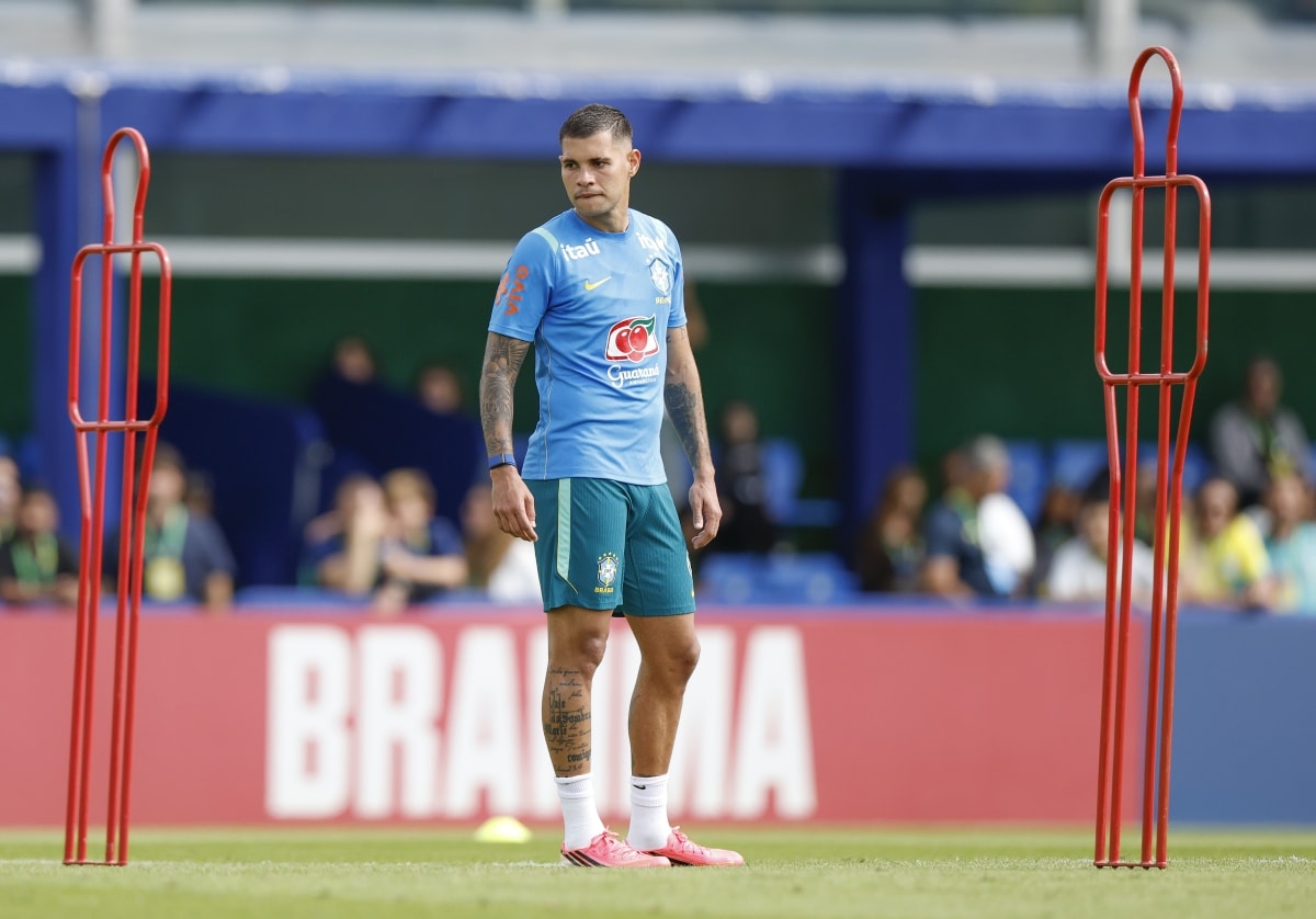 Bruno Guimarães analisa amistoso após goleada do Brasil sobre o Panamá