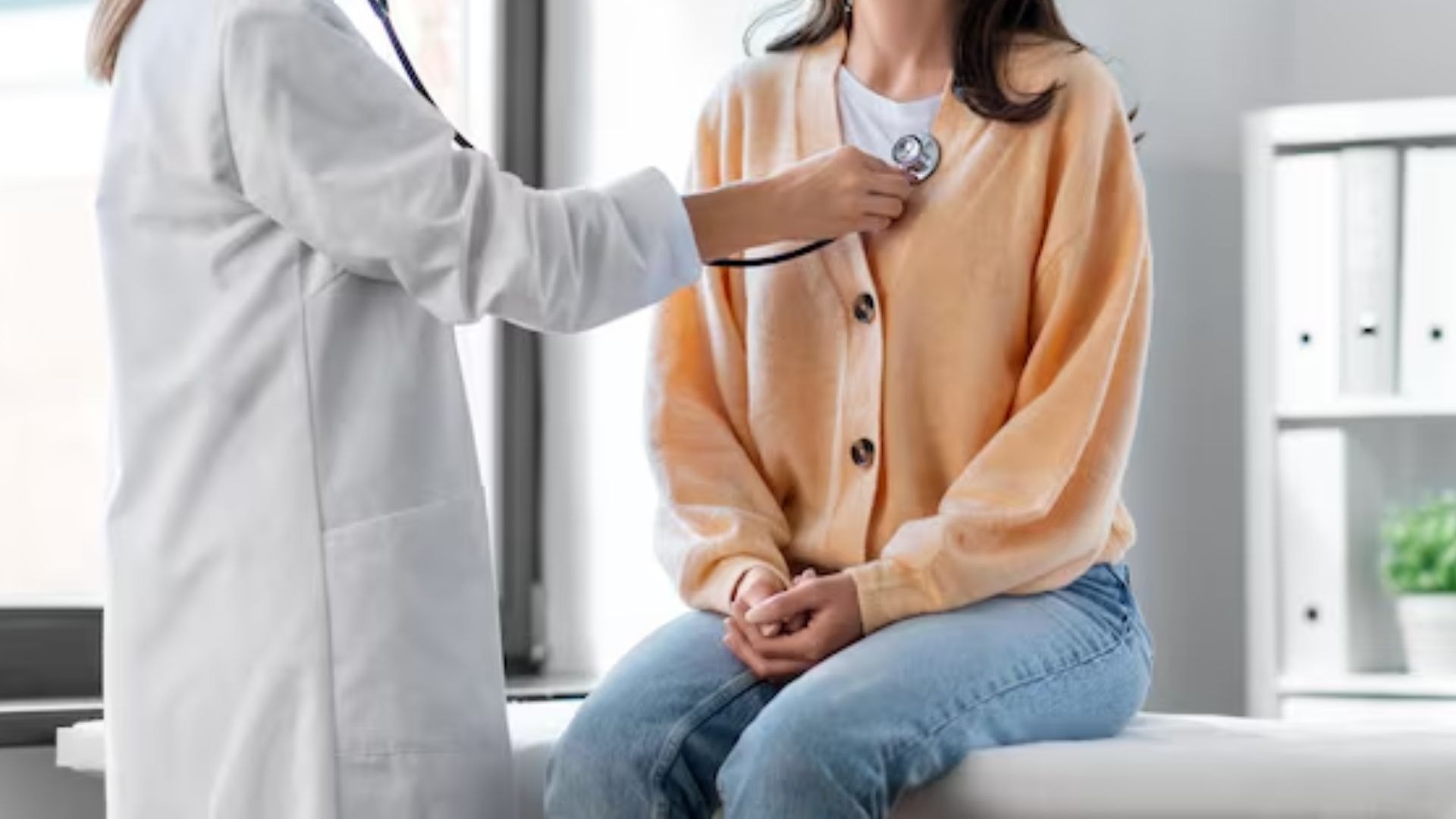 Saúde passa a recomendar vacina contra HPV para crianças vítimas de abuso