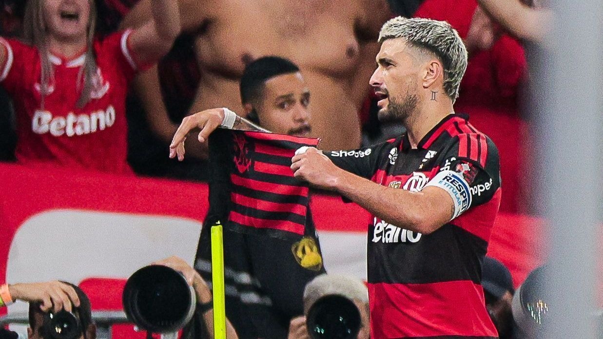 Ultramaratona de revezamento em esteiras faz sucesso no Rio de Janeiro
