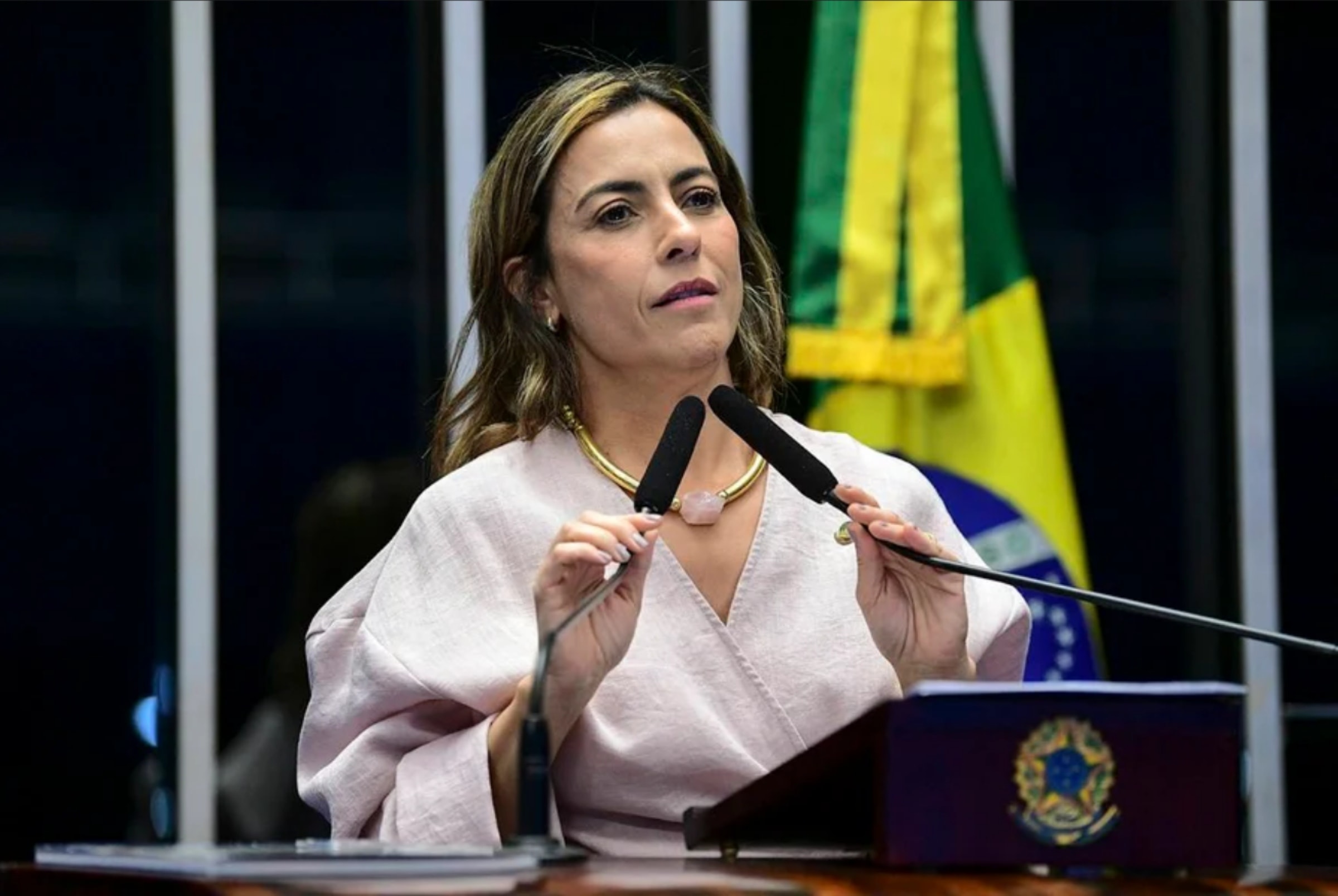 Soraya Thronicke diz que Lula a deixou "de queixo caído" e apoia reeleição