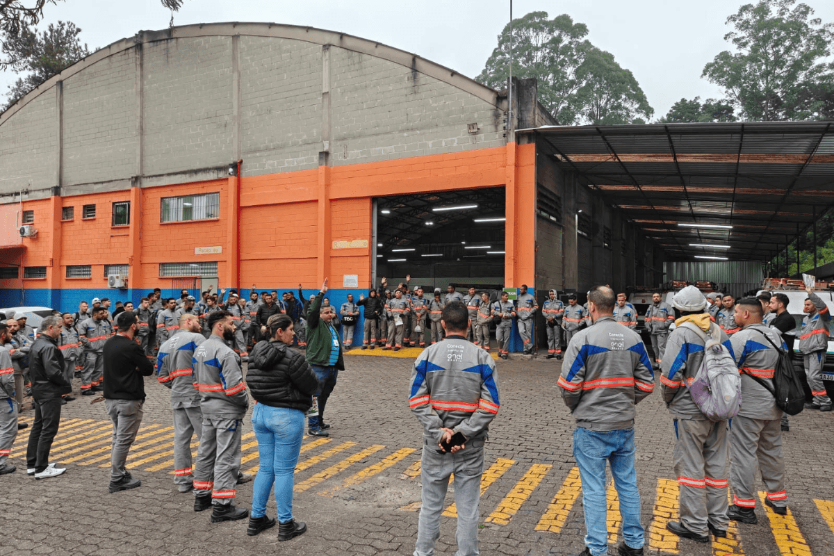 Eletricitários de SP podem entrar em greve nesta quinta. Entenda