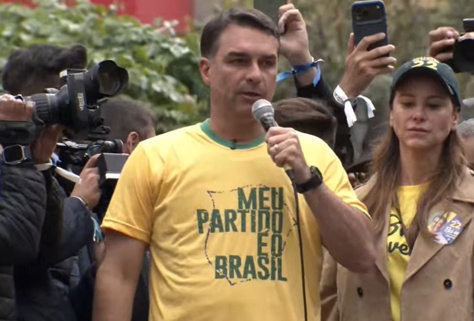Atos da direita pelo país pedem saída de Moraes