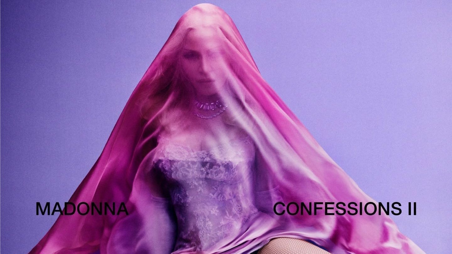 Madonna mostra coleção de esculturas eróticas de artista brasileiro