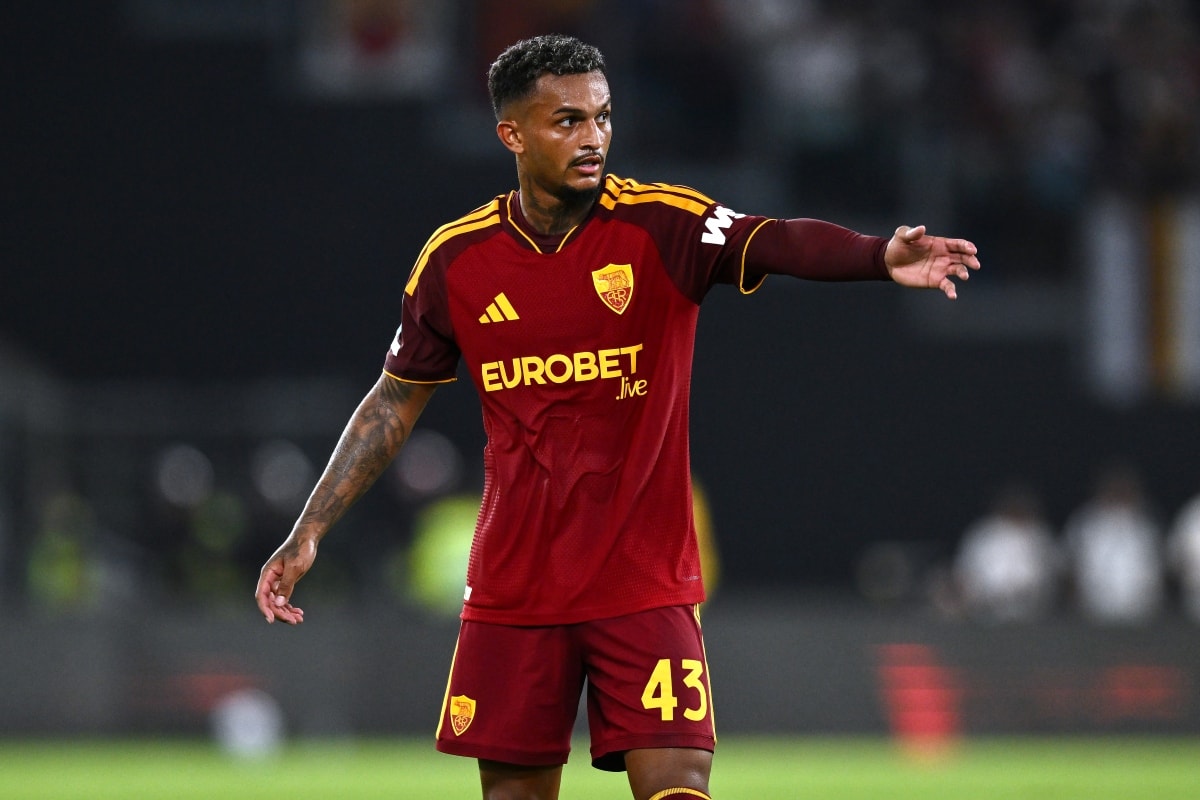 Após lesão na Seleção, Wesley faz primeiro jogo oficial em goleada da Roma
