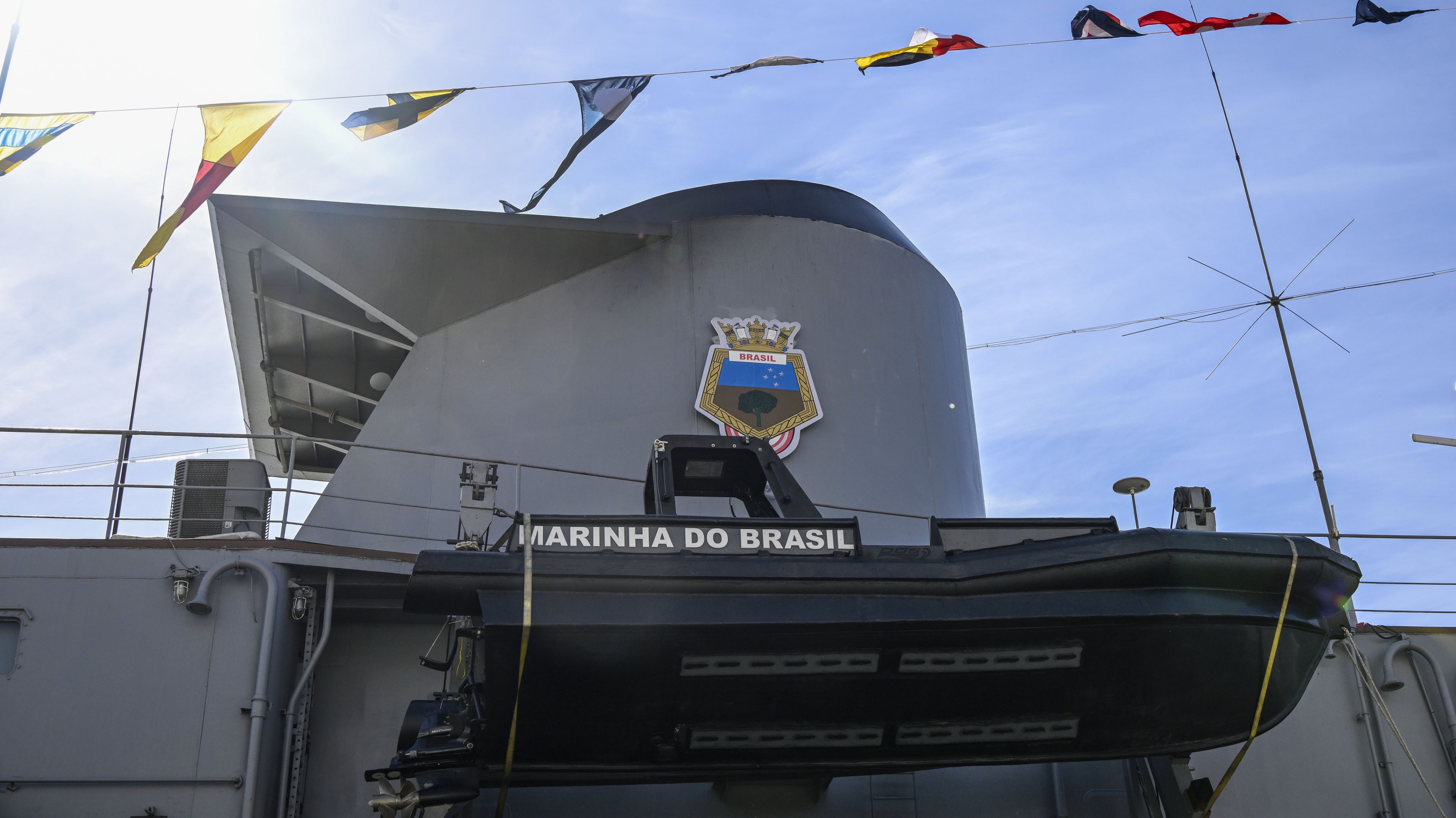 Empresa é condenada por trabalho clandestino em porões de navios em Santos