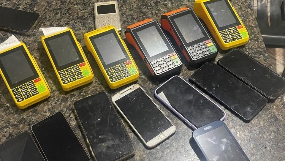 Quadrilha de invasão de casas com controle remoto clonado é presa em SP