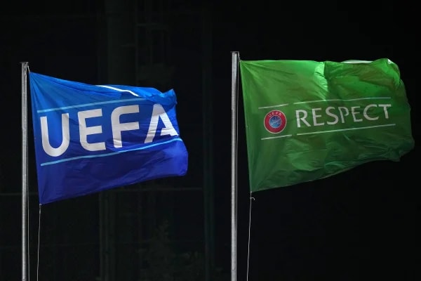 Fifa se pronuncia sobre privatização: "Ninguém está vendendo o futebol"