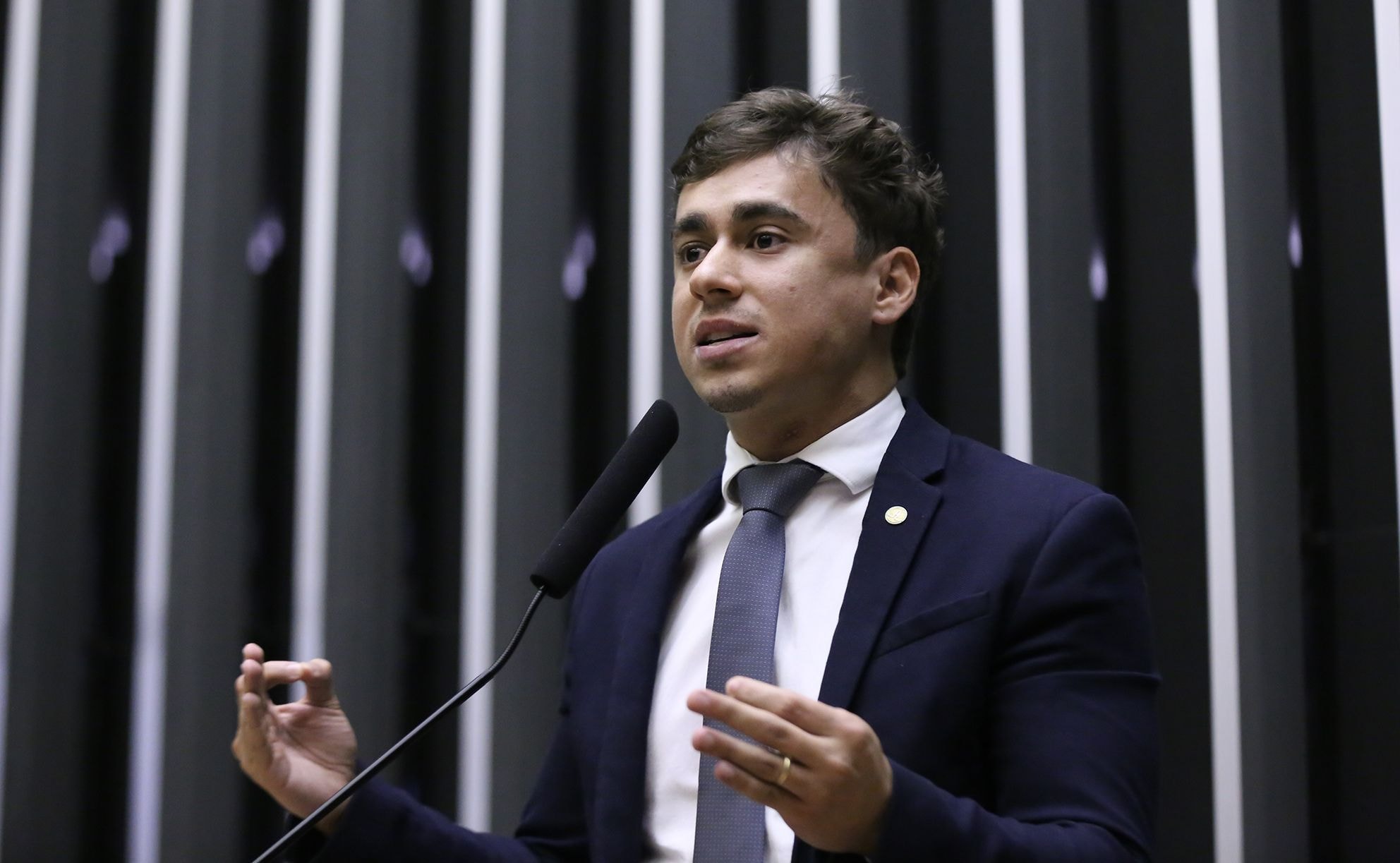 Toparia missão de ser presidente caso esteja pronto, diz Nikolas à CNN