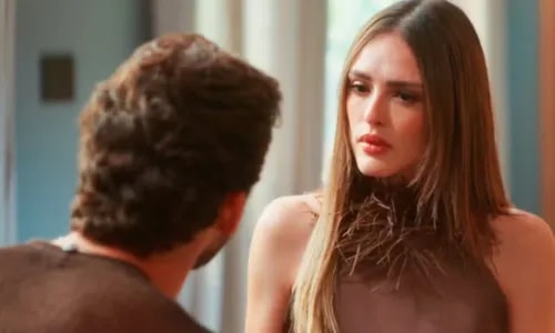 Coração Acelerado: Naiane passa mal e cai na lábia de Gael