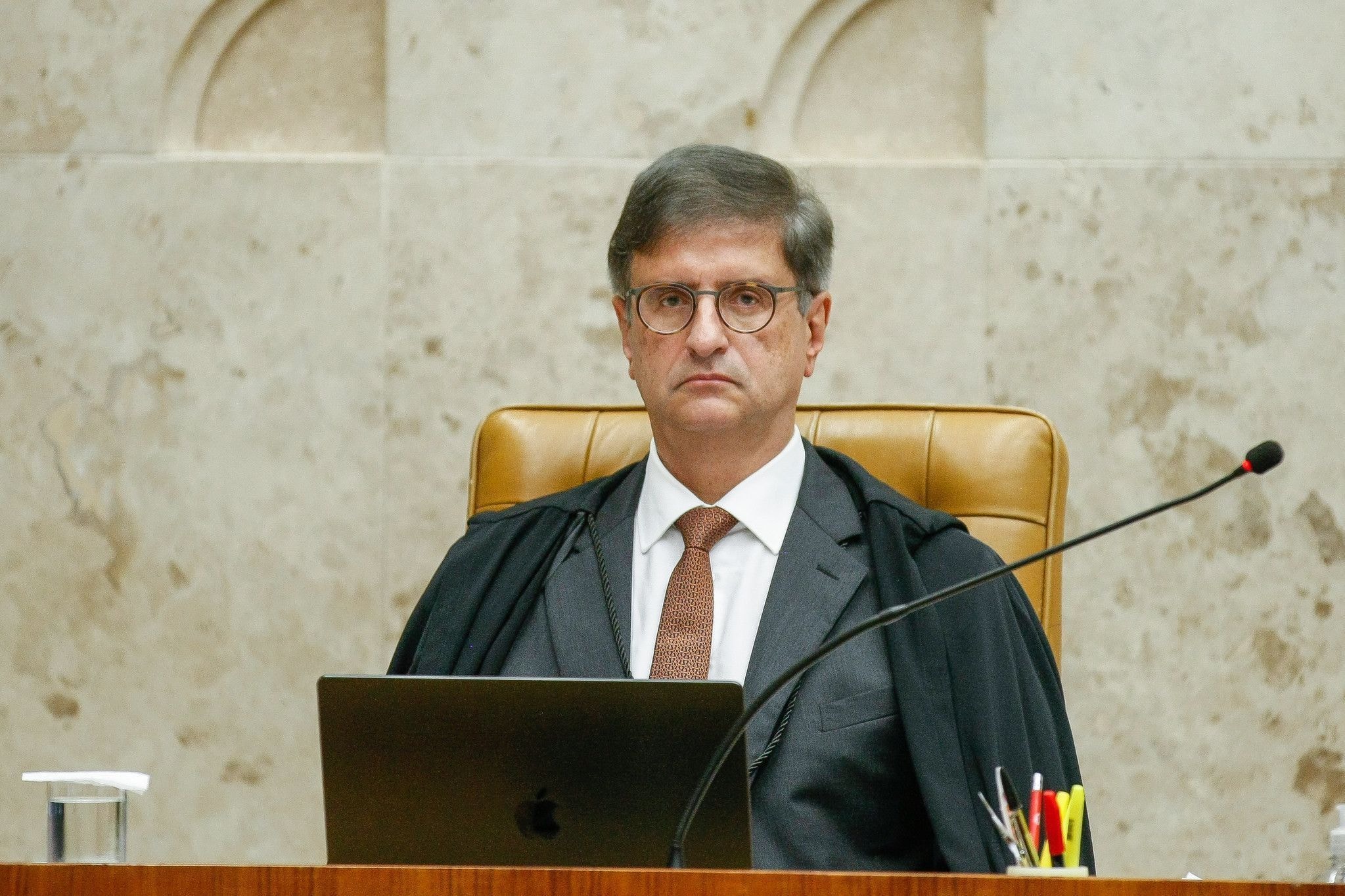 Gilmar diz que Gonet teve “honra injustamente manchada” em quebra de sigilo