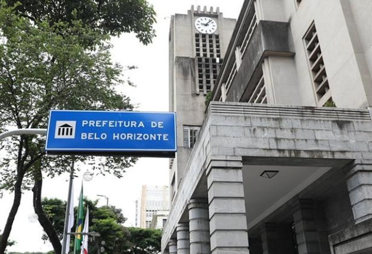 PBH aceita 6 das 8 pautas e acena com fim da greve da Educação