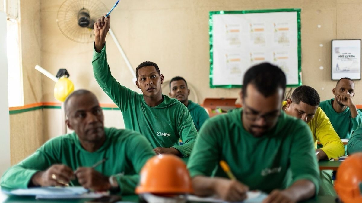 Como tecnologia e precisão transformam o acabamento na construção civil