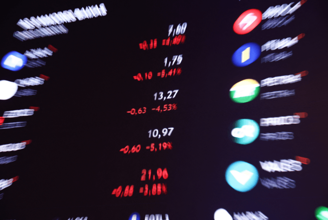 Ibovespa recua pela 2ª semana; dólar segue pressionado; veja análise do mercado