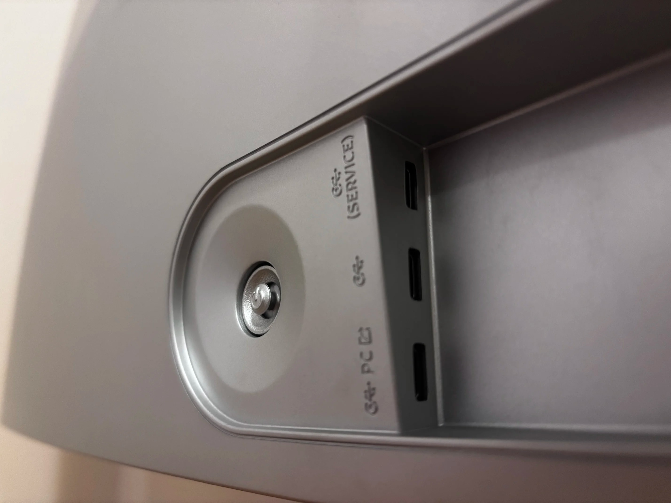 Review Samsung Odyssey G9 | OLED com tela curva de 49 polegadas e muita imersão
