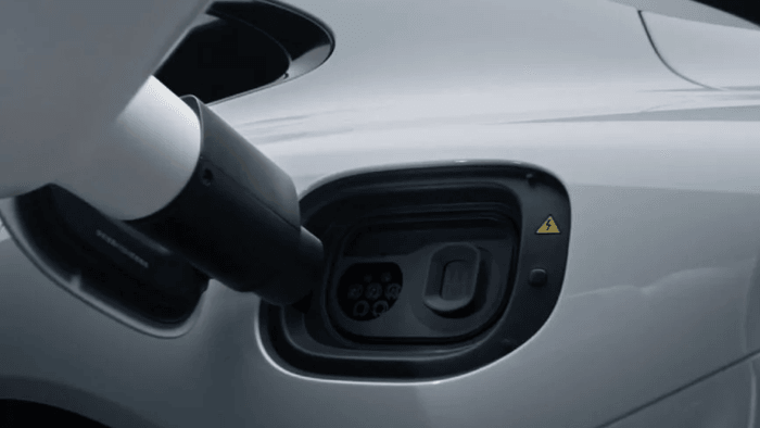 Xiaomi resolve o problema de quem está cansado de plugar o carro elétrico