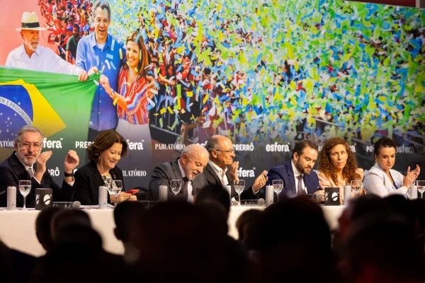 Lula diz que Vorcaro conseguiu corromper "todo mundo" com dinheiro ou orgia