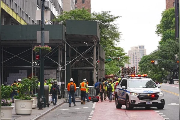 Prédio de 37 andares corre risco de desabar em Nova York