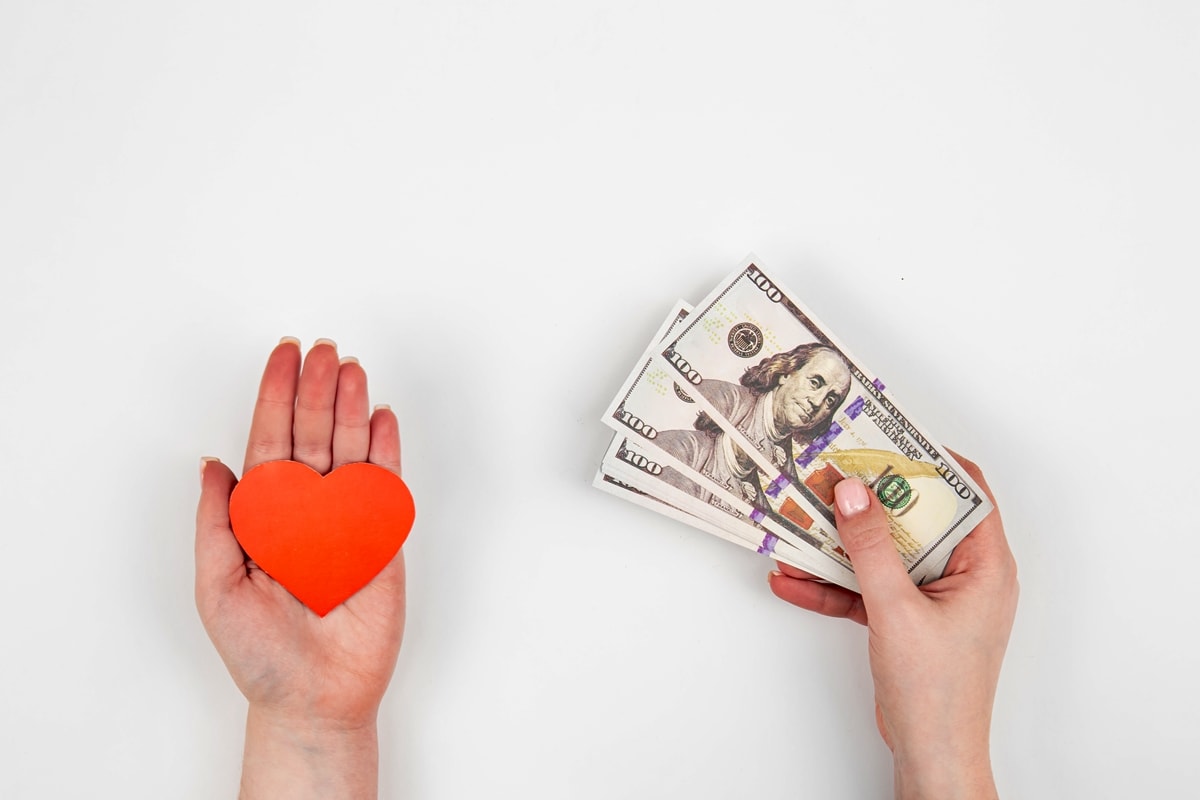 Geração Z tem evitado encontros e relações sexuais por questões financeiras