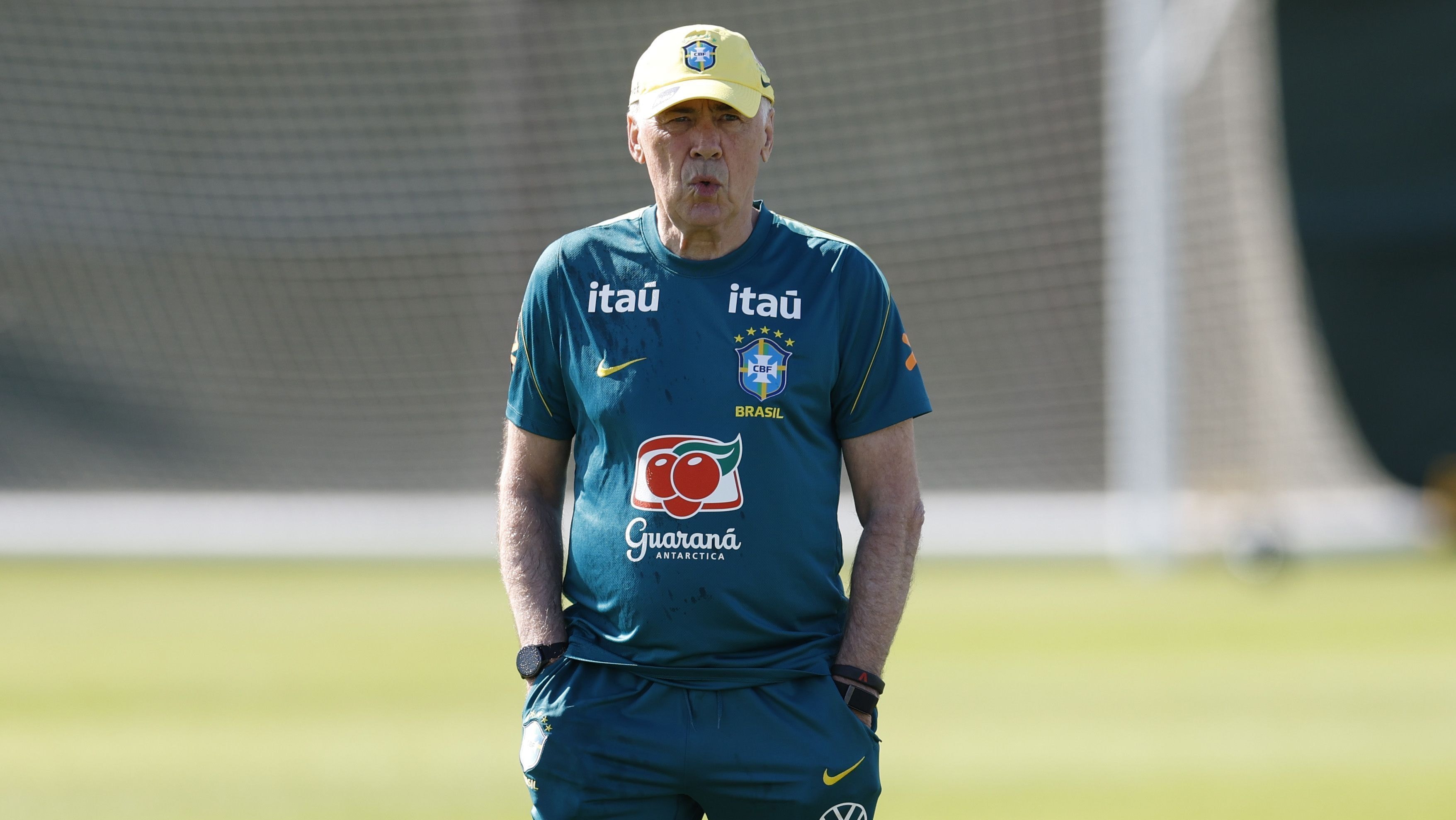 Otávio pode alcançar Dida e Gomes em estreia na Seleção Brasileira; entenda
