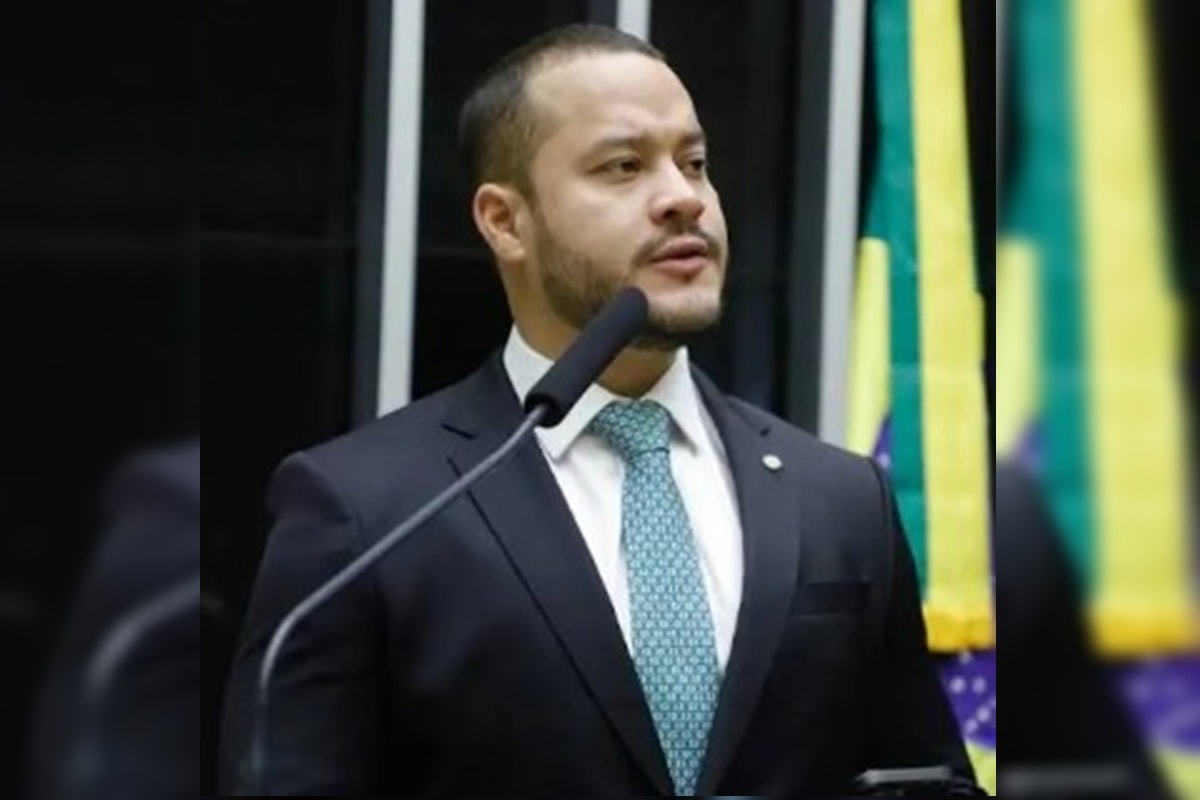 Quem é o deputado federal alvo da PF por fraudes em contratos públicos