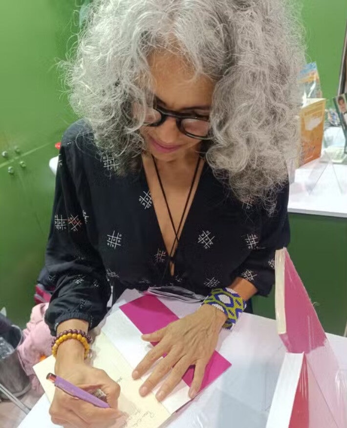 Economista lança livro inspirado em casos de feminicídio no Acre
