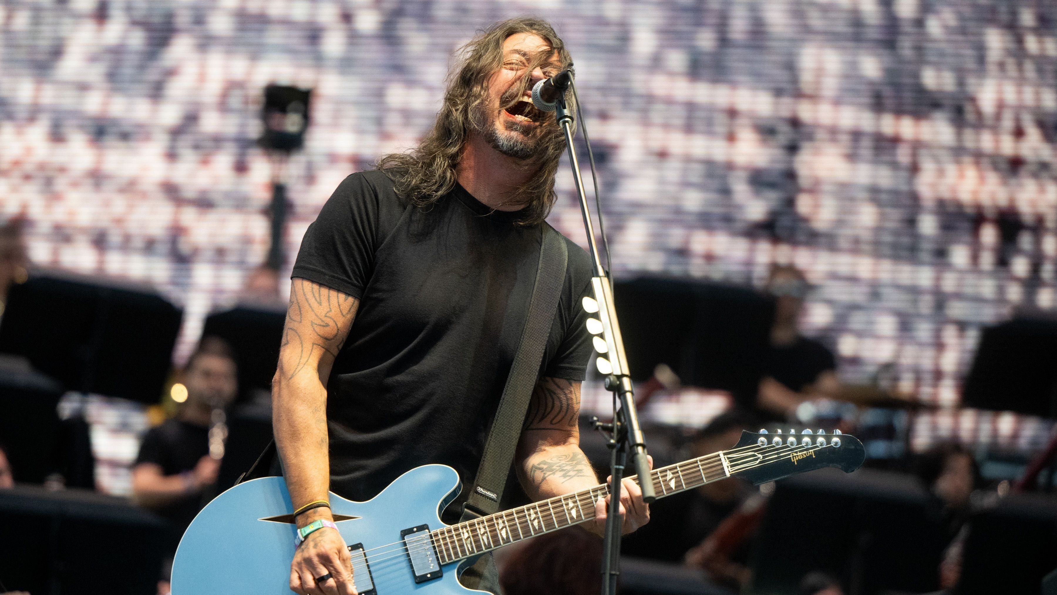 Veja os famosos que marcaram presença no 1º dia do Rock in Rio 2026