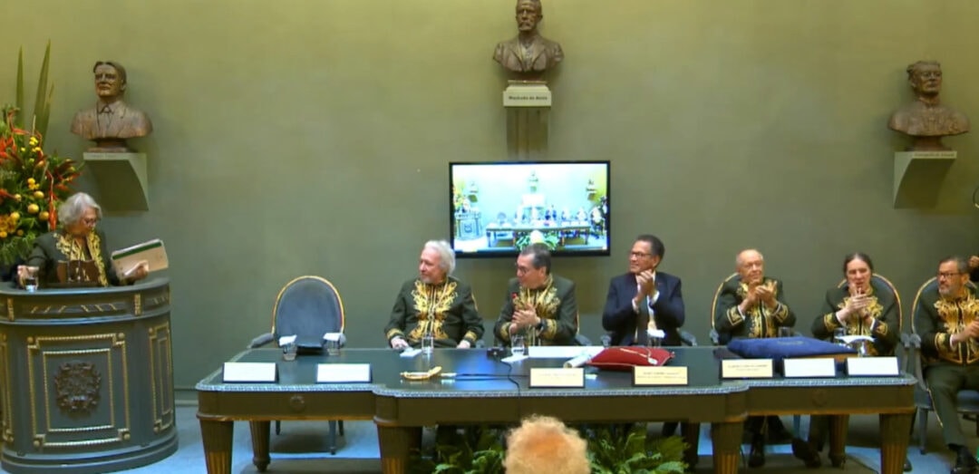 Novo imortal: escritor amazonense Milton Hatoum toma posse na Academia Brasileira de Letras