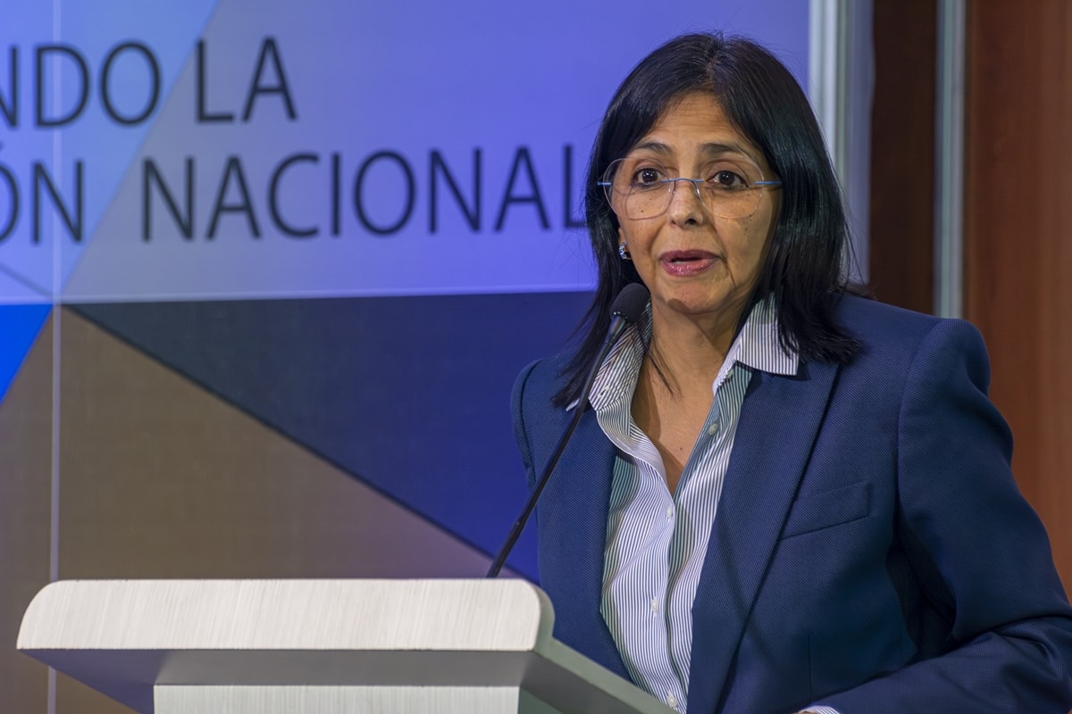 Presidente da Venezuela abre setor petrolífero do país após terremotos