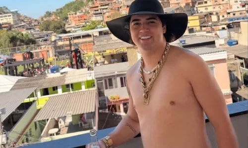 Natanzinho Lima se revolta e rebate acusação de show privado na favela
