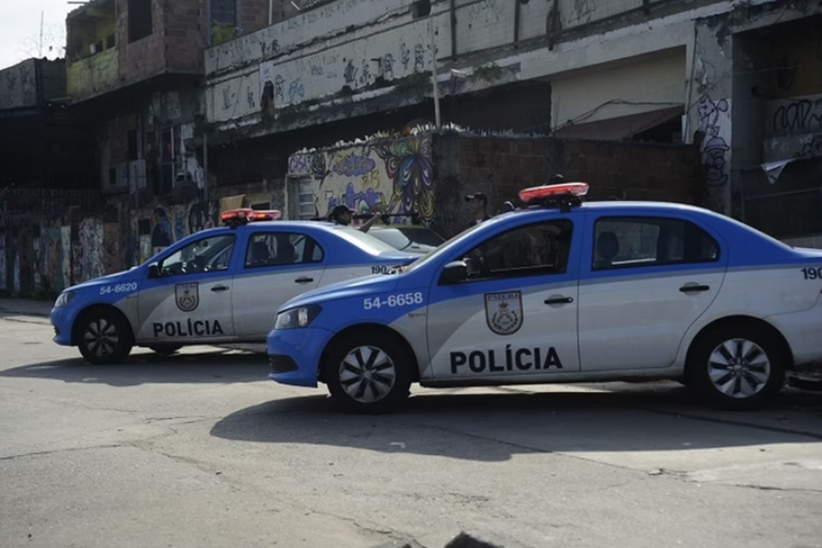 PMs presos por vender escolta privada chamavam comerciantes de “padrinhos”