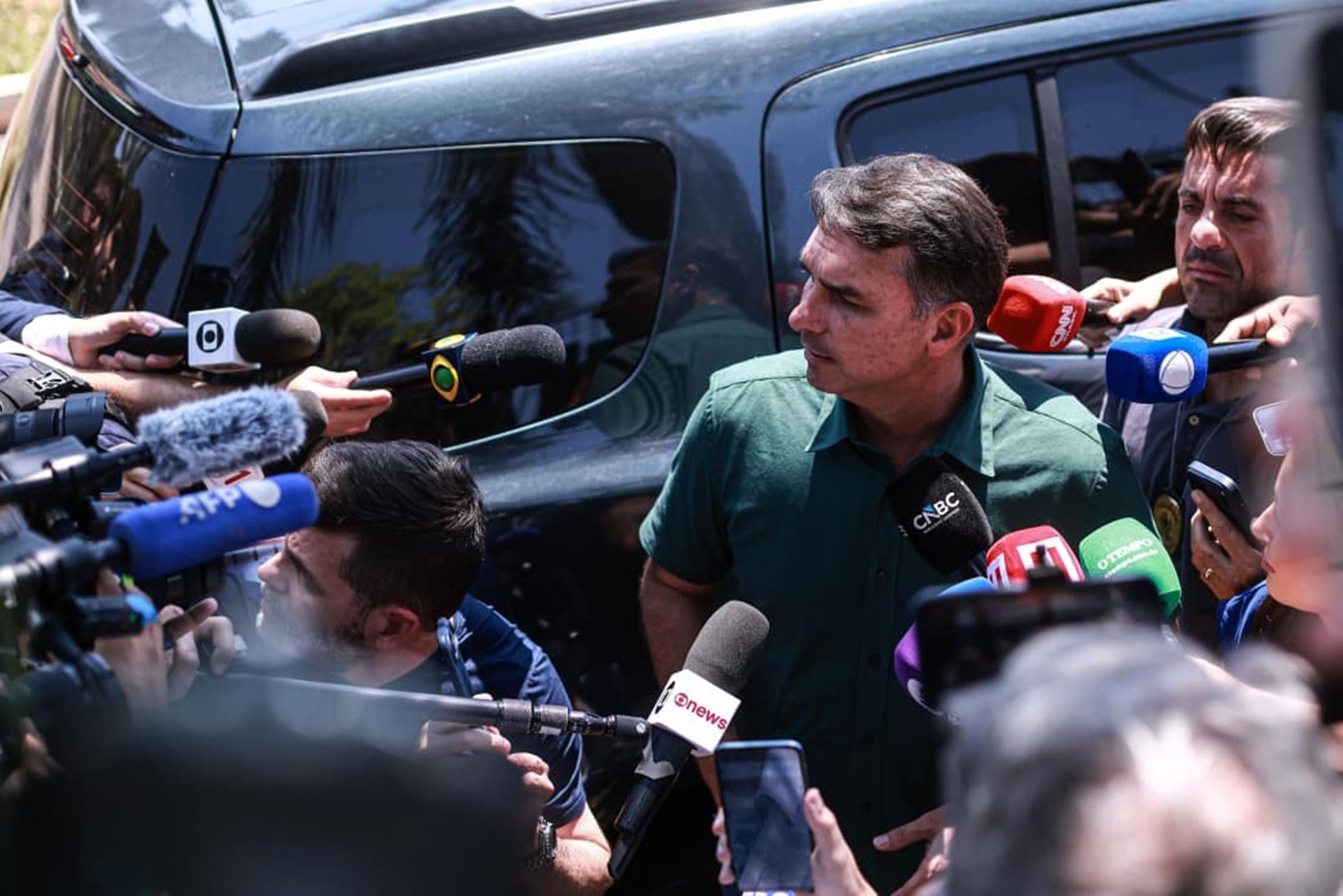 Direita mineira não embarca na contestação de Flávio ao resultado das urnas