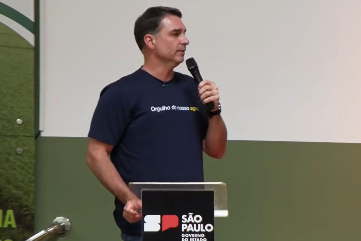 Flávio diz que Lula trata agro como "lixo" e vê MDB "mais perto de cá"