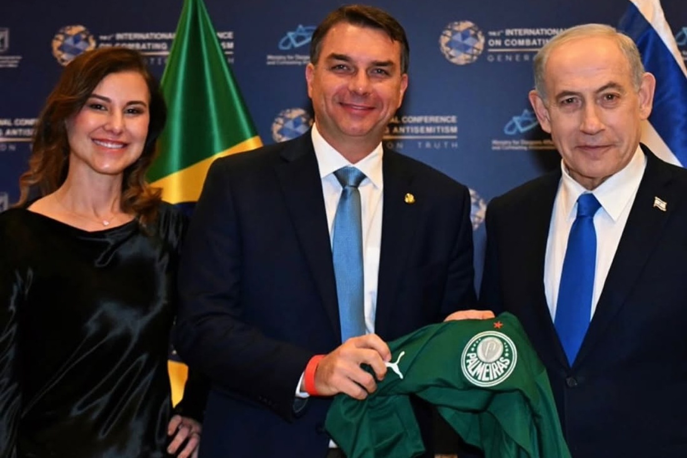 Netanyahu liga para Flávio Bolsonaro e o convida para visitar Israel