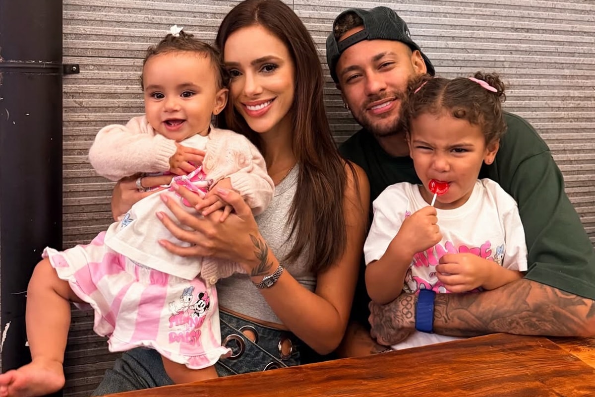 Bruna Biancardi comemora mesversário de filha com Neymar