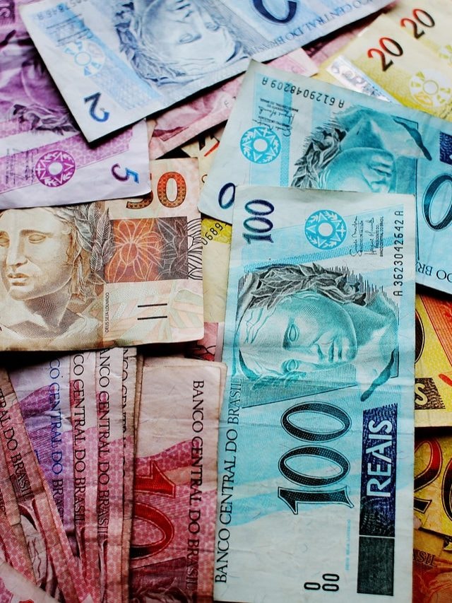 Receita abre consulta ao 2º lote de restituição do Imposto de Renda: como consultar