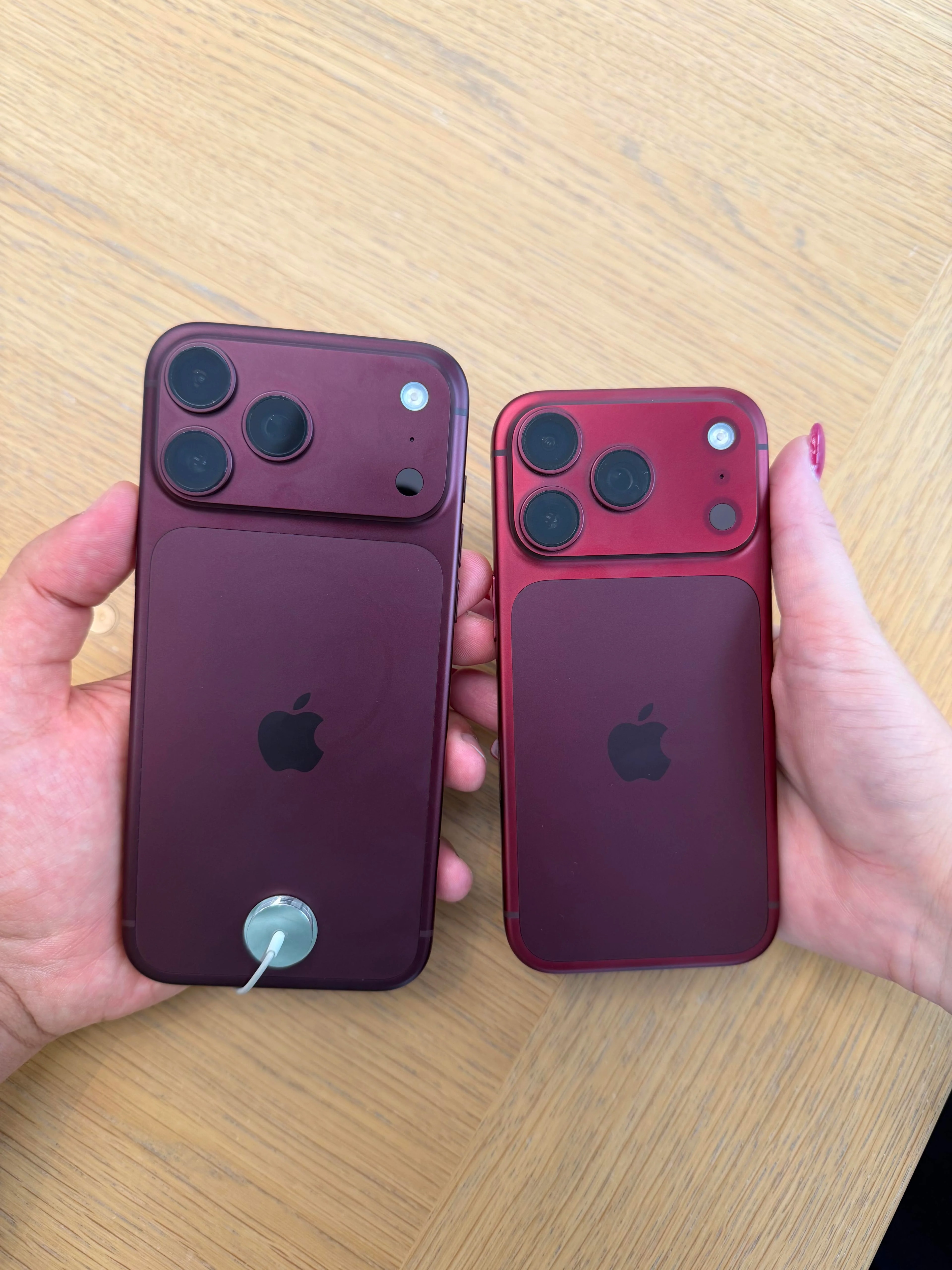Aconteceu de novo? iPhone 18 Pro bordô estaria desbotando; veja fotos
