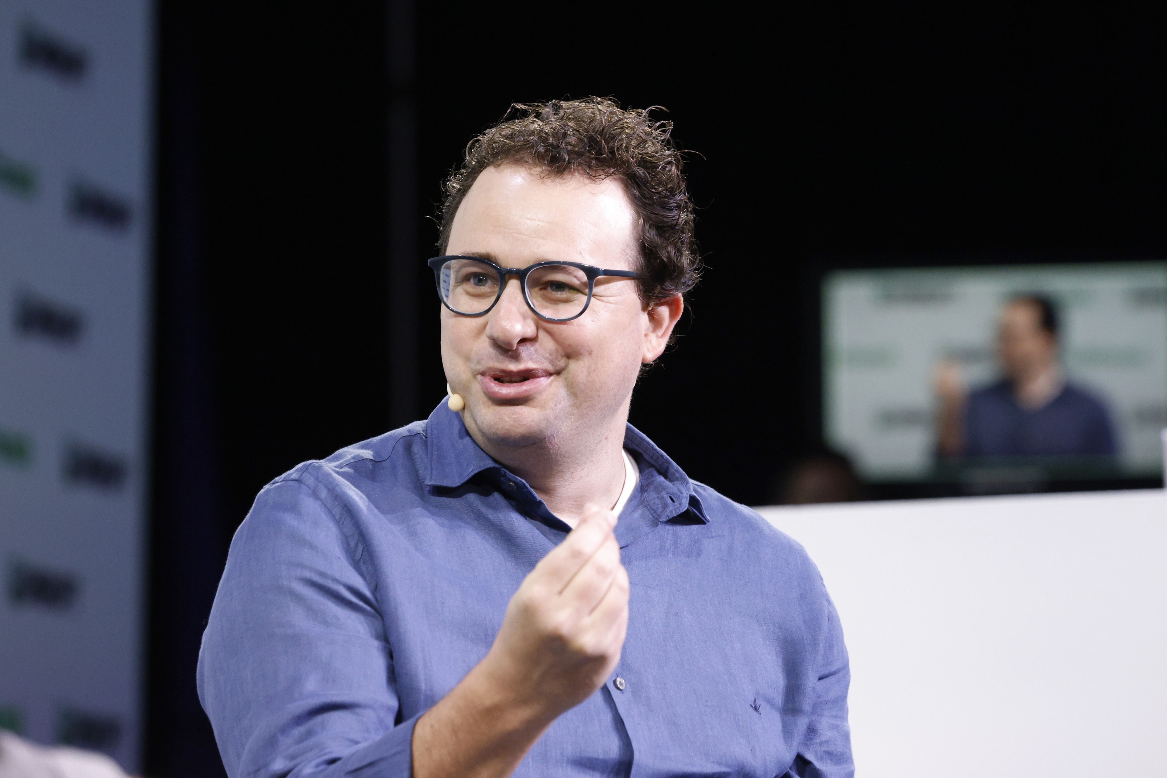 “Podemos ter IAs soltas por aí fazendo coisas absurdas”, diz especialista