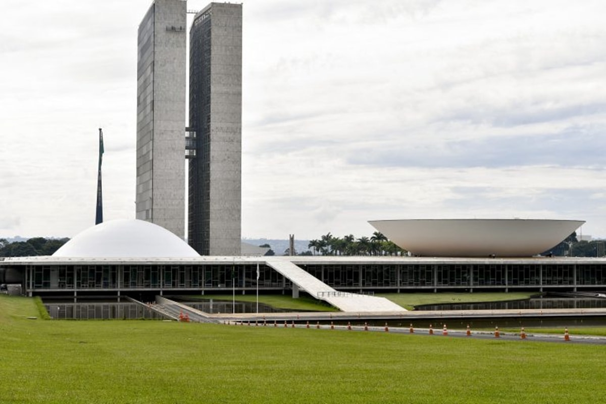 Líder, liderança (por José Sarney)