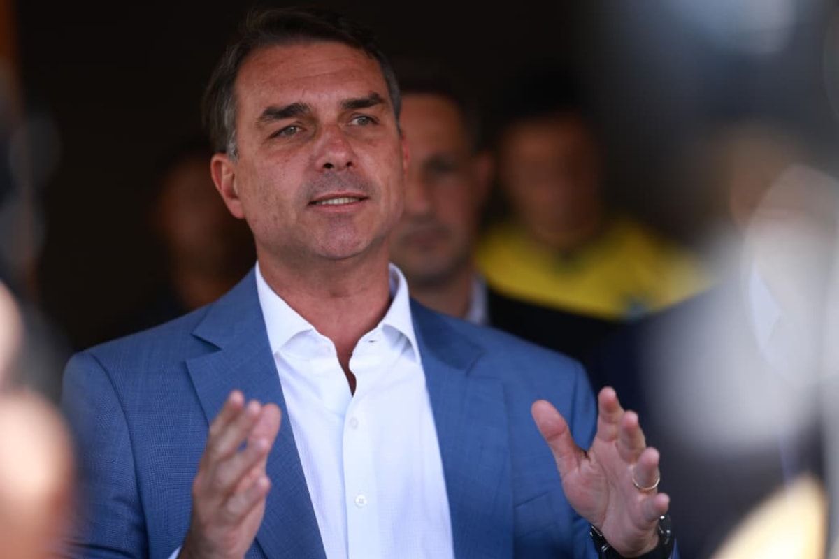 Datafolha: 46% dos votos de Renan, Caiado, Zema e Cury migram para Flávio